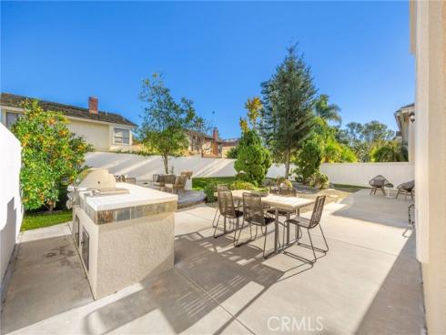 6 Broadleaf , Irvine, CA