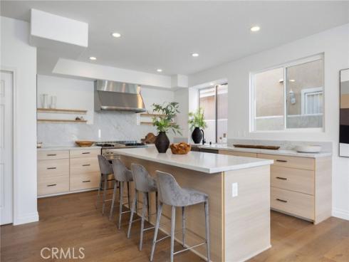 6 Broadleaf , Irvine, CA