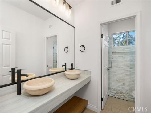 6 Broadleaf , Irvine, CA