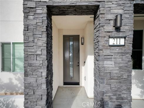 211 Baluster , Irvine, CA