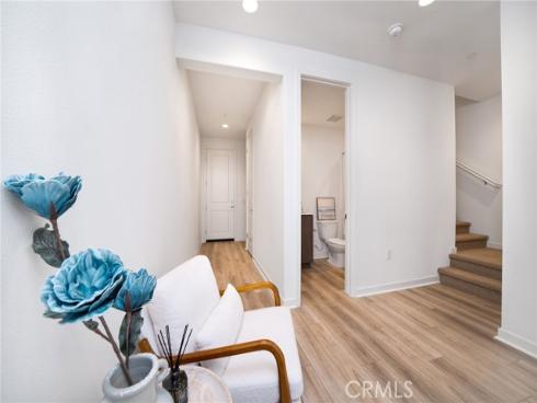 211 Baluster , Irvine, CA