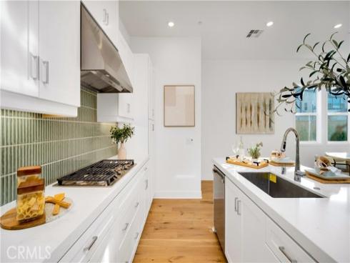 113 Junco , Irvine, CA