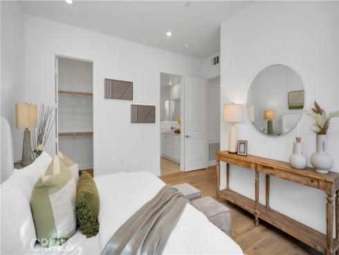 113 Junco , Irvine, CA