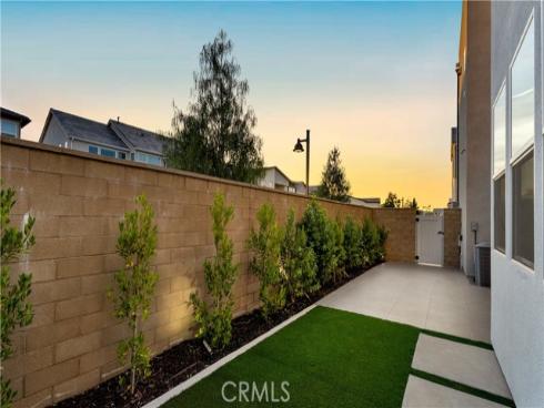 113 Junco , Irvine, CA