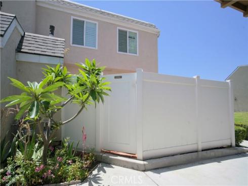 10 Raleigh , Irvine, CA