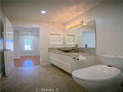 10 Raleigh , Irvine, CA