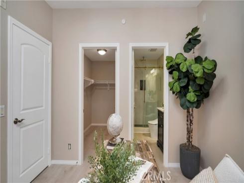 23 Crosspointe , Irvine, CA