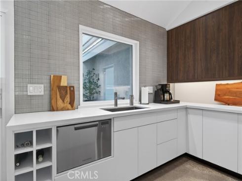 1 Summerfield 59 , Irvine, CA