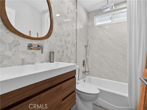 1 Summerfield 59 , Irvine, CA