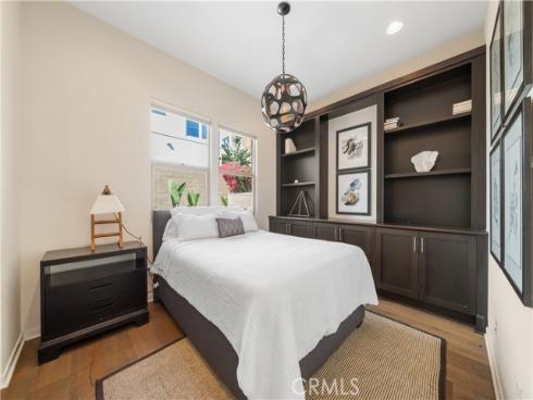 105 Newall , Irvine, CA