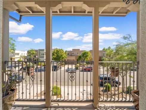 105 Newall , Irvine, CA