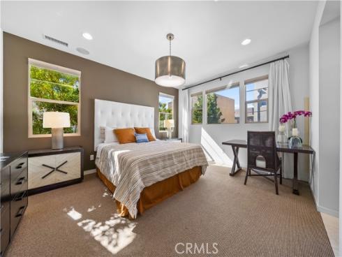 105 Newall , Irvine, CA