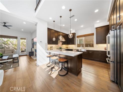 105 Newall , Irvine, CA