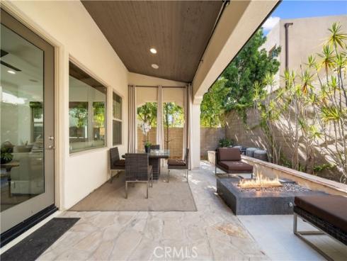 105 Newall , Irvine, CA