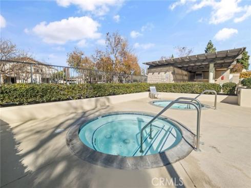 4 Rushingwind 7 , Irvine, CA