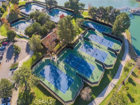 4 Rushingwind 7 , Irvine, CA