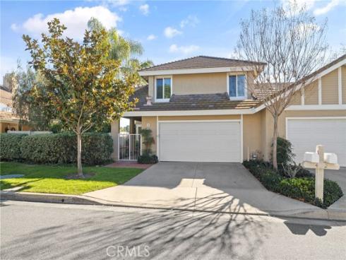 4 Rushingwind 7 , Irvine, CA