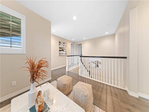 172 Newall , Irvine, CA