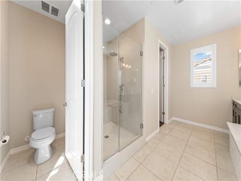 172 Newall , Irvine, CA