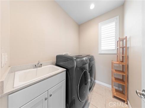 172 Newall , Irvine, CA