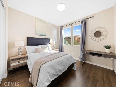 172 Newall , Irvine, CA