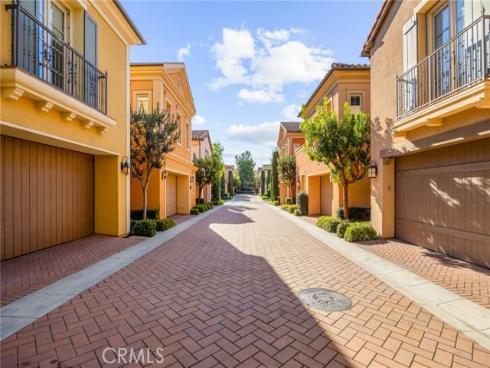 75 Lupari , Irvine, CA