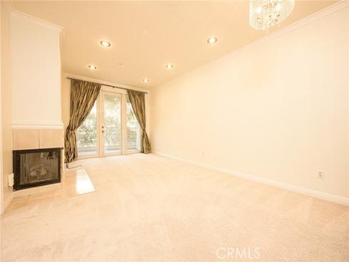 2233 Martin 311 , Irvine, CA