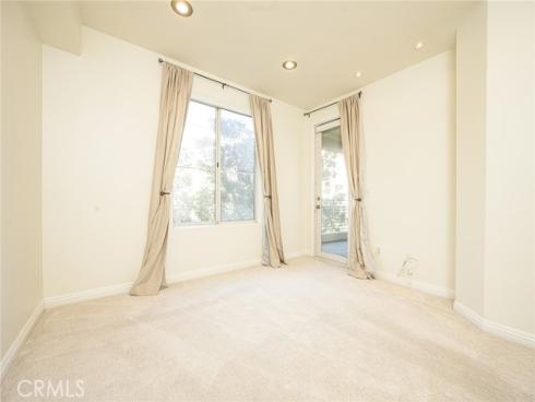 2233 Martin 311 , Irvine, CA