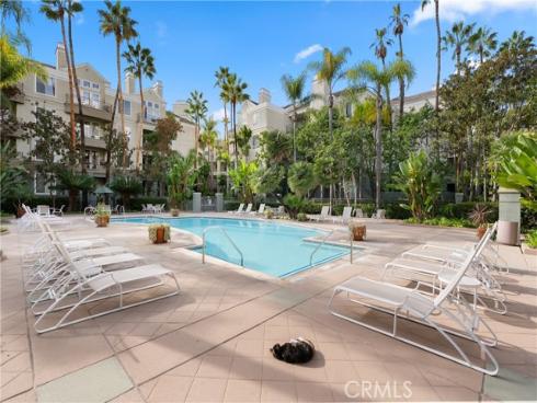 2233 Martin 311 , Irvine, CA