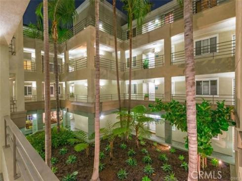 2233 Martin 311 , Irvine, CA