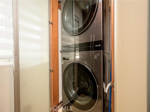 2233 Martin 311 , Irvine, CA