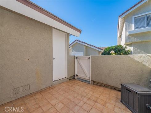 527  Springbrook  , Irvine, CA