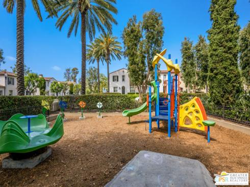 50 Vintage , Irvine, CA