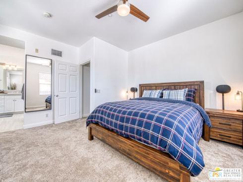 50 Vintage , Irvine, CA