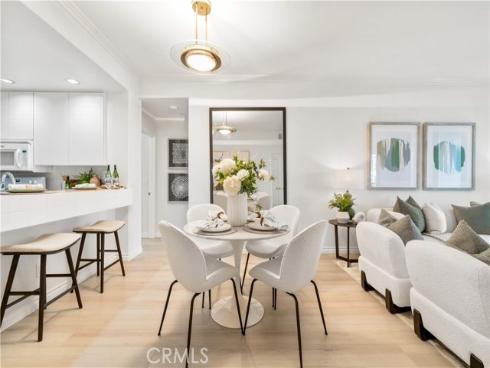 2233 Martin 204 , Irvine, CA