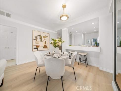 2233 Martin 204 , Irvine, CA