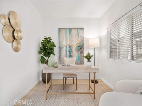 2233 Martin 204 , Irvine, CA