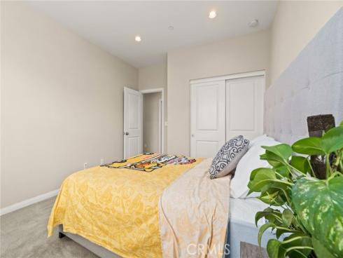 68 Island Coral , Irvine, CA