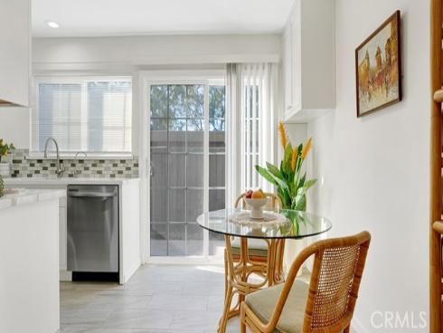 239 Streamwood , Irvine, CA