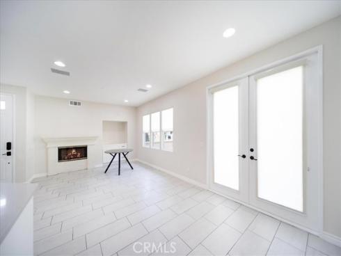 107  Sapphire  34 , Irvine, CA