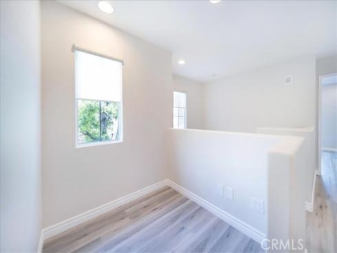 107  Sapphire  34 , Irvine, CA