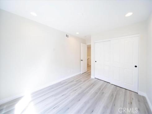 107  Sapphire  34 , Irvine, CA