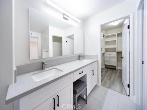 107  Sapphire  34 , Irvine, CA