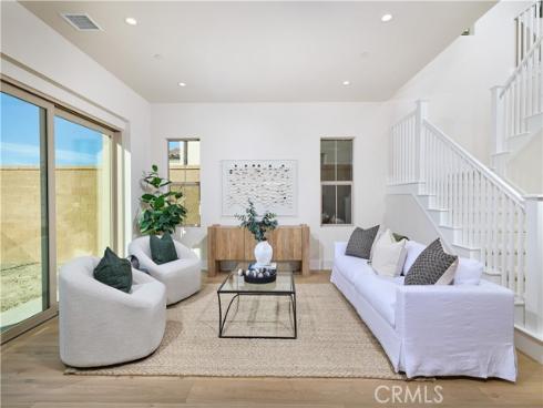 109 Oakstone , Irvine, CA