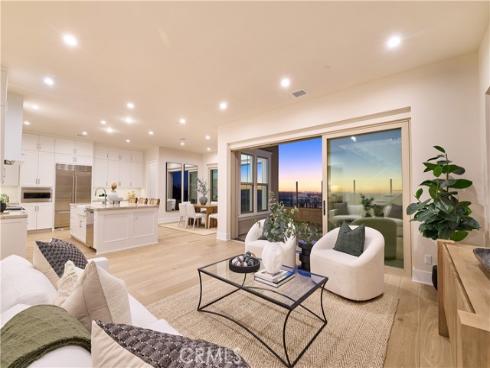 109 Oakstone , Irvine, CA