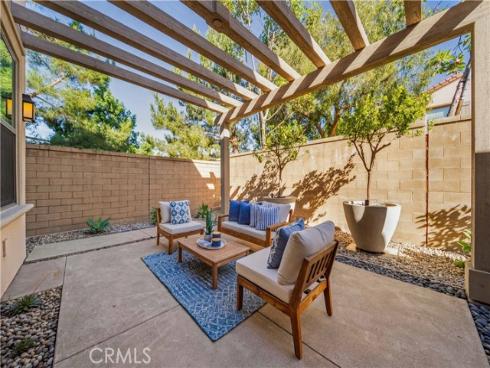 125  Island Coral  , Irvine, CA