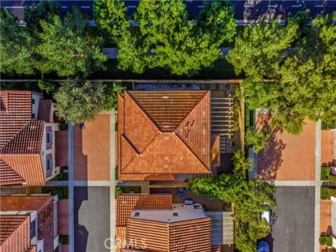 125  Island Coral  , Irvine, CA