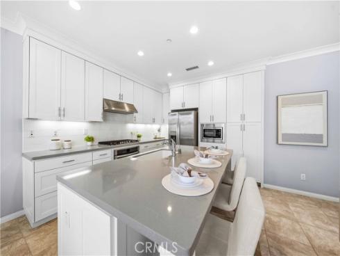 125  Island Coral  , Irvine, CA
