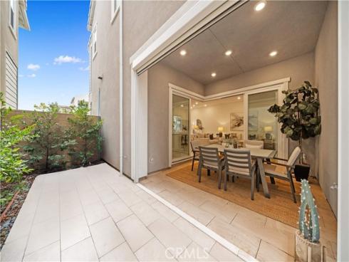 121 Yugen , Irvine, CA