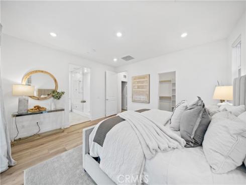 121 Yugen , Irvine, CA